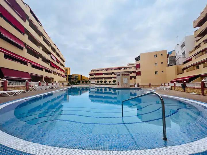 Cozy Beachfront Flat With Pool & Panoramic Sea View Terrace Appartement Puerto de Santiago  Buitenkant foto